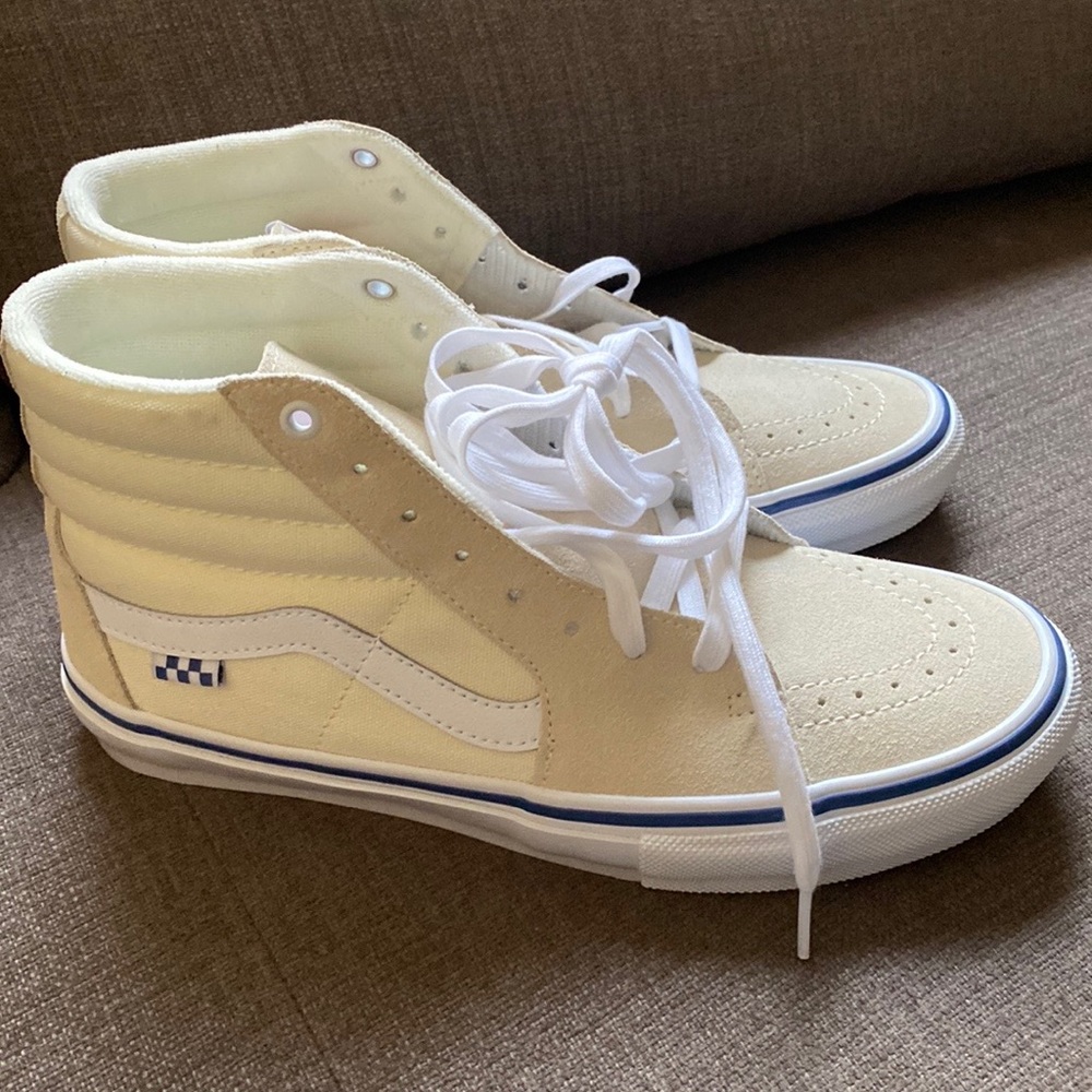 Men’s VANS brand new size 9